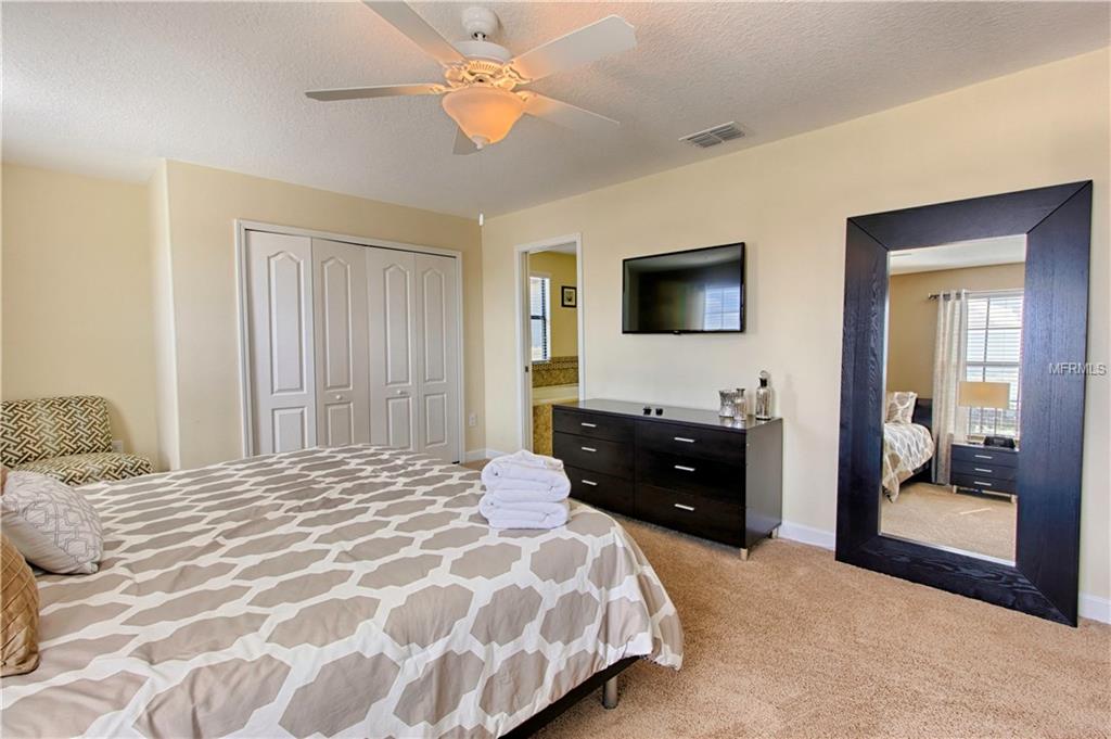 9109 EL CARO LANE, DAVENPORT, Florida 33896, 6 Bedrooms Bedrooms, 11 Rooms Rooms,6 BathroomsBathrooms,Residential,For sale,EL CARO,O5561475