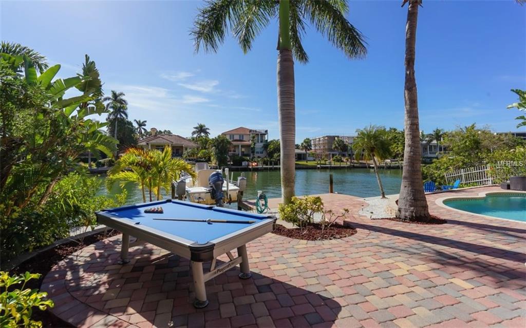 323 S WASHINGTON DRIVE, SARASOTA, Florida 34236, 3 Bedrooms Bedrooms, 7 Rooms Rooms,3 BathroomsBathrooms,Residential,For sale,WASHINGTON,A4209906