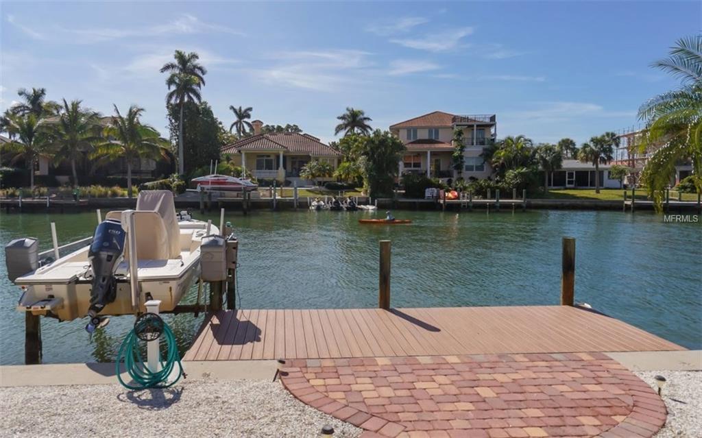 323 S WASHINGTON DRIVE, SARASOTA, Florida 34236, 3 Bedrooms Bedrooms, 7 Rooms Rooms,3 BathroomsBathrooms,Residential,For sale,WASHINGTON,A4209906