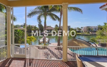 323 S WASHINGTON DRIVE, SARASOTA, Florida 34236, 3 Bedrooms Bedrooms, 7 Rooms Rooms,3 BathroomsBathrooms,Residential,For sale,WASHINGTON,A4209906