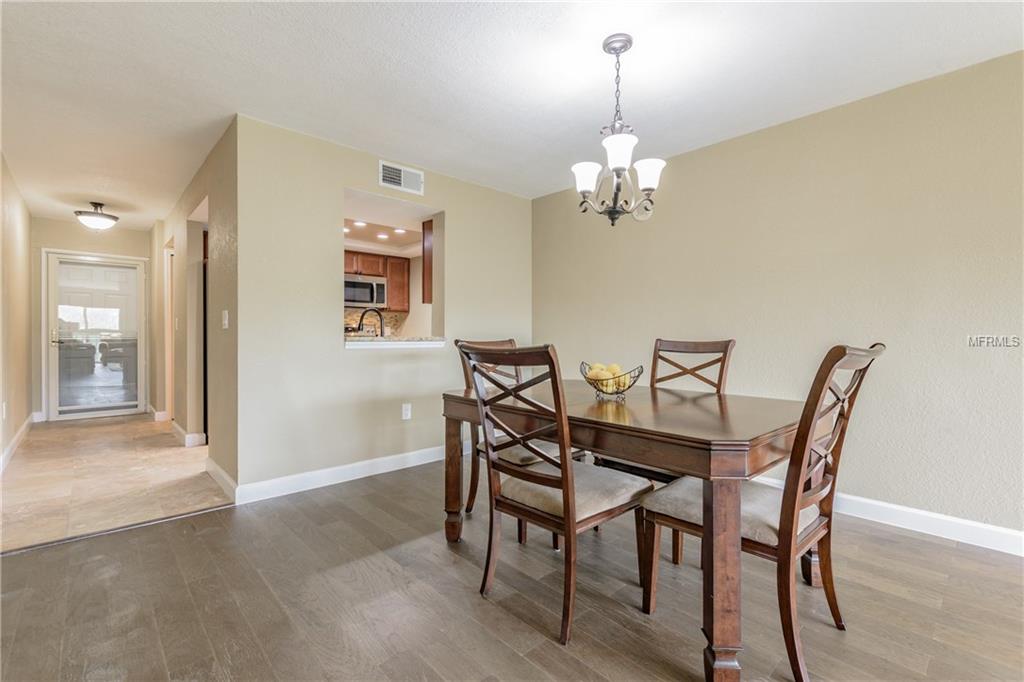 800 COVE CAY DRIVE, CLEARWATER, Florida 33760, 3 Bedrooms Bedrooms, 5 Rooms Rooms,2 BathroomsBathrooms,Residential,For sale,COVE CAY,T2928494