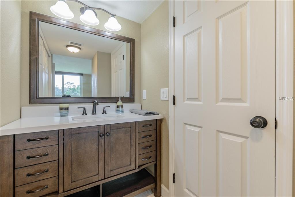 800 COVE CAY DRIVE, CLEARWATER, Florida 33760, 3 Bedrooms Bedrooms, 5 Rooms Rooms,2 BathroomsBathrooms,Residential,For sale,COVE CAY,T2928494