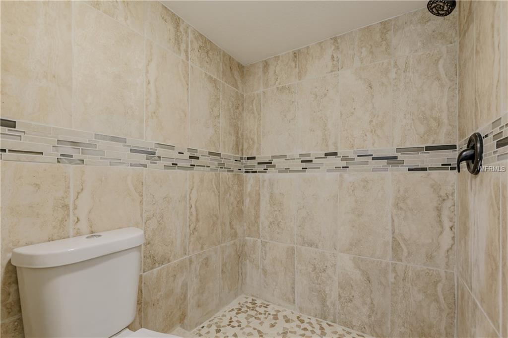 800 COVE CAY DRIVE, CLEARWATER, Florida 33760, 3 Bedrooms Bedrooms, 5 Rooms Rooms,2 BathroomsBathrooms,Residential,For sale,COVE CAY,T2928494