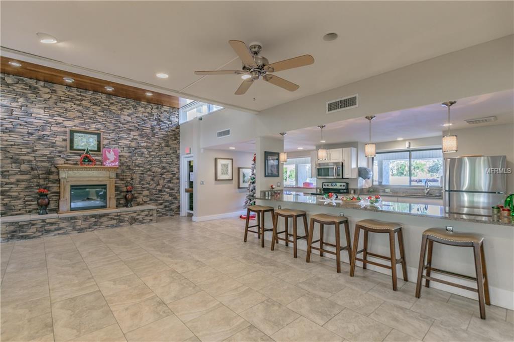 800 COVE CAY DRIVE, CLEARWATER, Florida 33760, 3 Bedrooms Bedrooms, 5 Rooms Rooms,2 BathroomsBathrooms,Residential,For sale,COVE CAY,T2928494