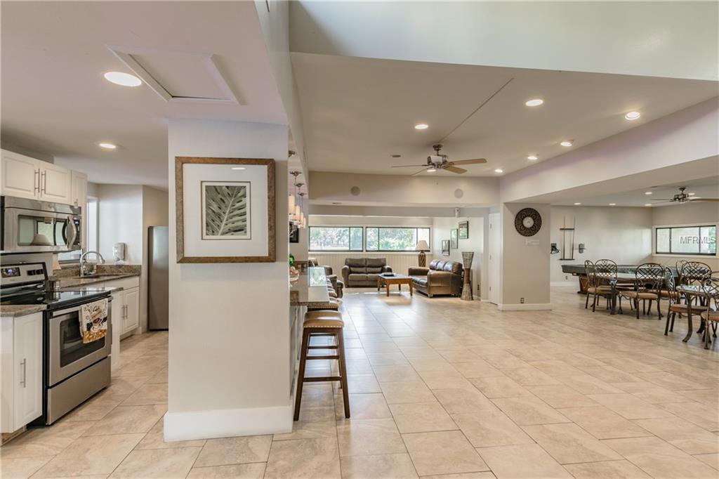 800 COVE CAY DRIVE, CLEARWATER, Florida 33760, 3 Bedrooms Bedrooms, 5 Rooms Rooms,2 BathroomsBathrooms,Residential,For sale,COVE CAY,T2928494