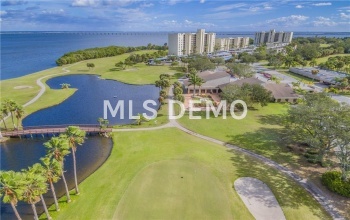 800 COVE CAY DRIVE, CLEARWATER, Florida 33760, 3 Bedrooms Bedrooms, 5 Rooms Rooms,2 BathroomsBathrooms,Residential,For sale,COVE CAY,T2928494