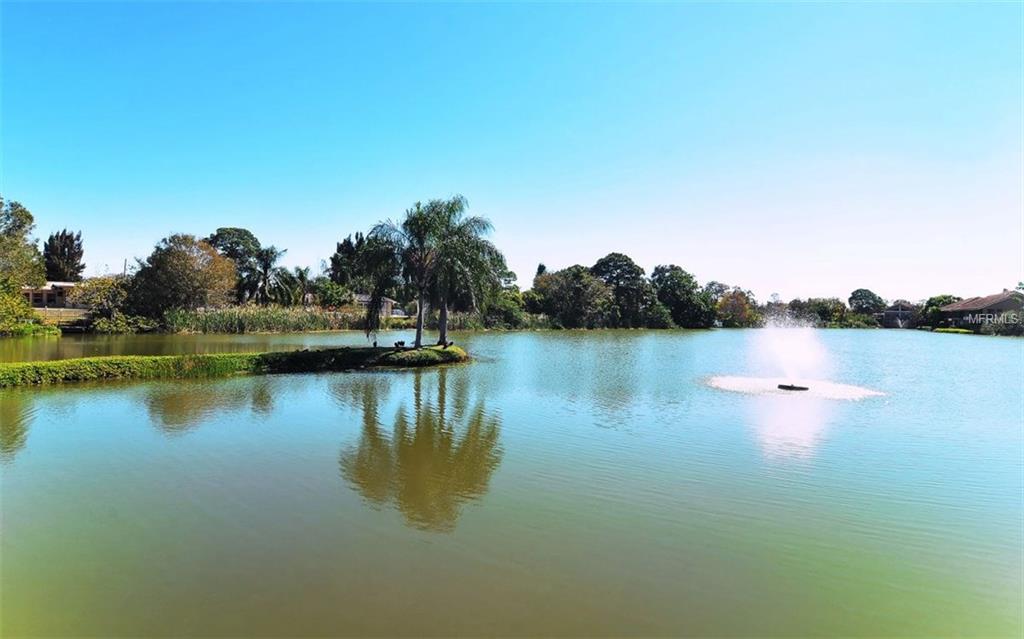 5640 ASHTON LAKE DRIVE, SARASOTA, Florida 34231, 3 Bedrooms Bedrooms, 6 Rooms Rooms,2 BathroomsBathrooms,Residential,For sale,ASHTON LAKE,A4178040