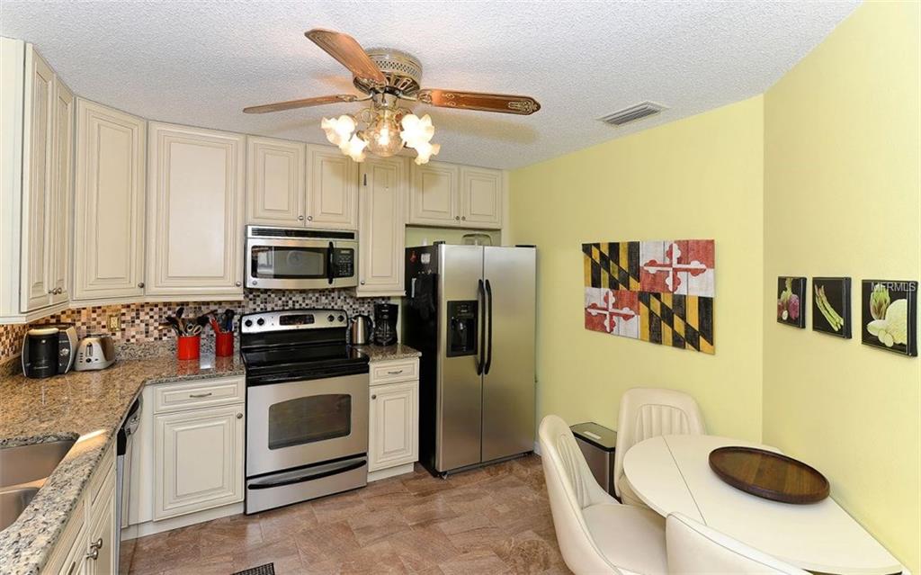 5640 ASHTON LAKE DRIVE, SARASOTA, Florida 34231, 3 Bedrooms Bedrooms, 6 Rooms Rooms,2 BathroomsBathrooms,Residential,For sale,ASHTON LAKE,A4178040
