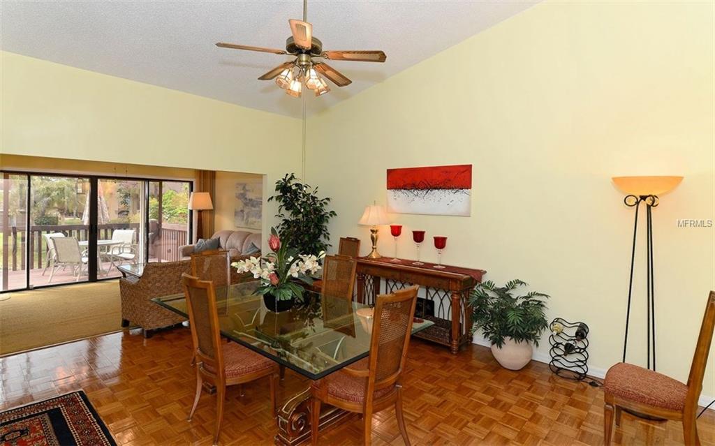 5640 ASHTON LAKE DRIVE, SARASOTA, Florida 34231, 3 Bedrooms Bedrooms, 6 Rooms Rooms,2 BathroomsBathrooms,Residential,For sale,ASHTON LAKE,A4178040