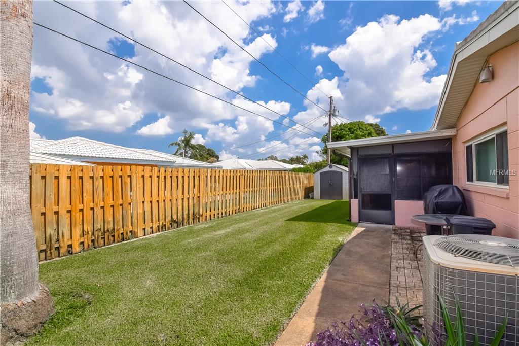 11139 59TH AVENUE, SEMINOLE, Florida 33772, 3 Bedrooms Bedrooms, 8 Rooms Rooms,2 BathroomsBathrooms,Residential,For sale,59TH,U7833793