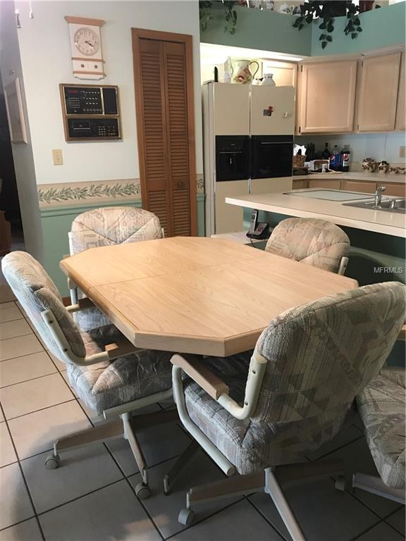 642 N GOODRICH DRIVE, DELTONA, Florida 32725, 4 Bedrooms Bedrooms, 10 Rooms Rooms,3 BathroomsBathrooms,Residential,For sale,GOODRICH,O5548659