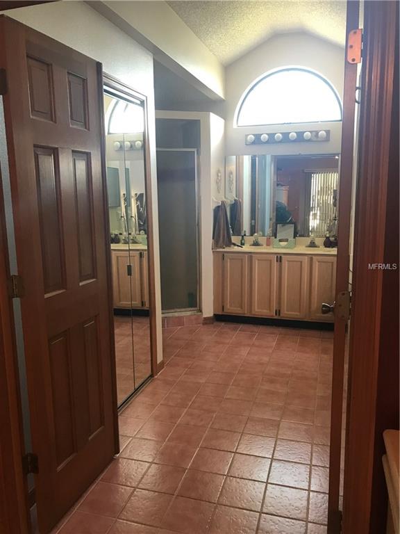 642 N GOODRICH DRIVE, DELTONA, Florida 32725, 4 Bedrooms Bedrooms, 10 Rooms Rooms,3 BathroomsBathrooms,Residential,For sale,GOODRICH,O5548659