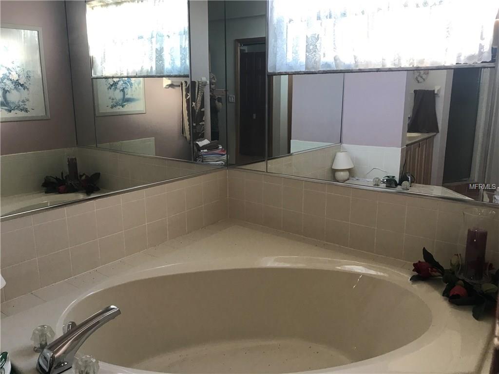 642 N GOODRICH DRIVE, DELTONA, Florida 32725, 4 Bedrooms Bedrooms, 10 Rooms Rooms,3 BathroomsBathrooms,Residential,For sale,GOODRICH,O5548659