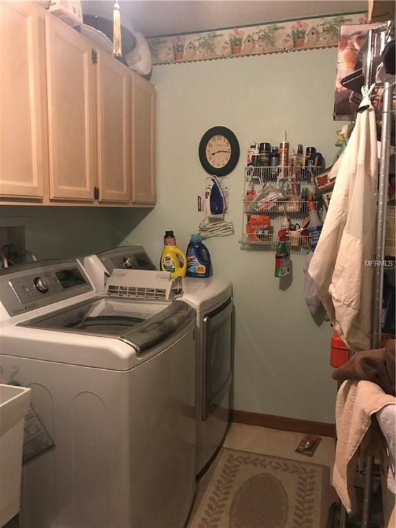 642 N GOODRICH DRIVE, DELTONA, Florida 32725, 4 Bedrooms Bedrooms, 10 Rooms Rooms,3 BathroomsBathrooms,Residential,For sale,GOODRICH,O5548659