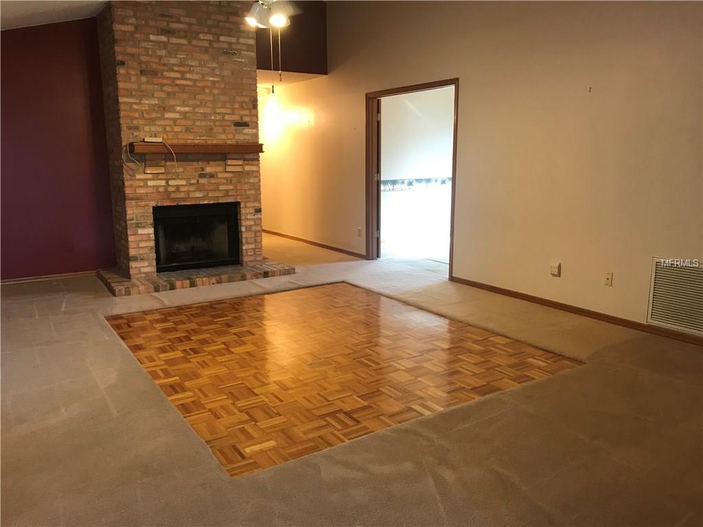 642 N GOODRICH DRIVE, DELTONA, Florida 32725, 4 Bedrooms Bedrooms, 10 Rooms Rooms,3 BathroomsBathrooms,Residential,For sale,GOODRICH,O5548659