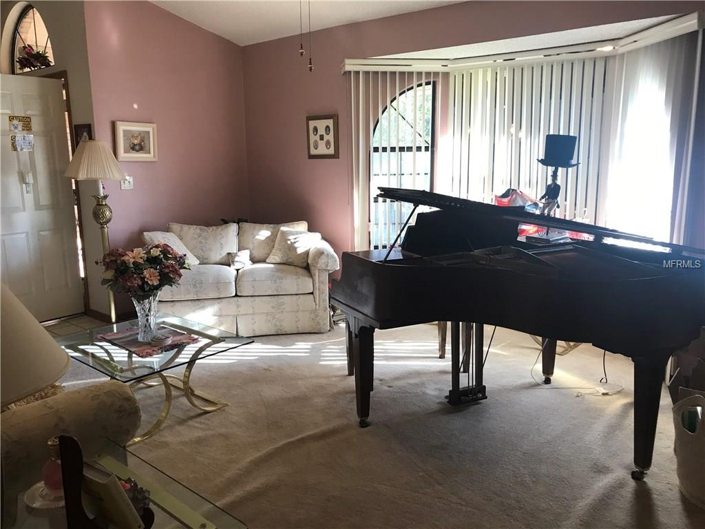 642 N GOODRICH DRIVE, DELTONA, Florida 32725, 4 Bedrooms Bedrooms, 10 Rooms Rooms,3 BathroomsBathrooms,Residential,For sale,GOODRICH,O5548659