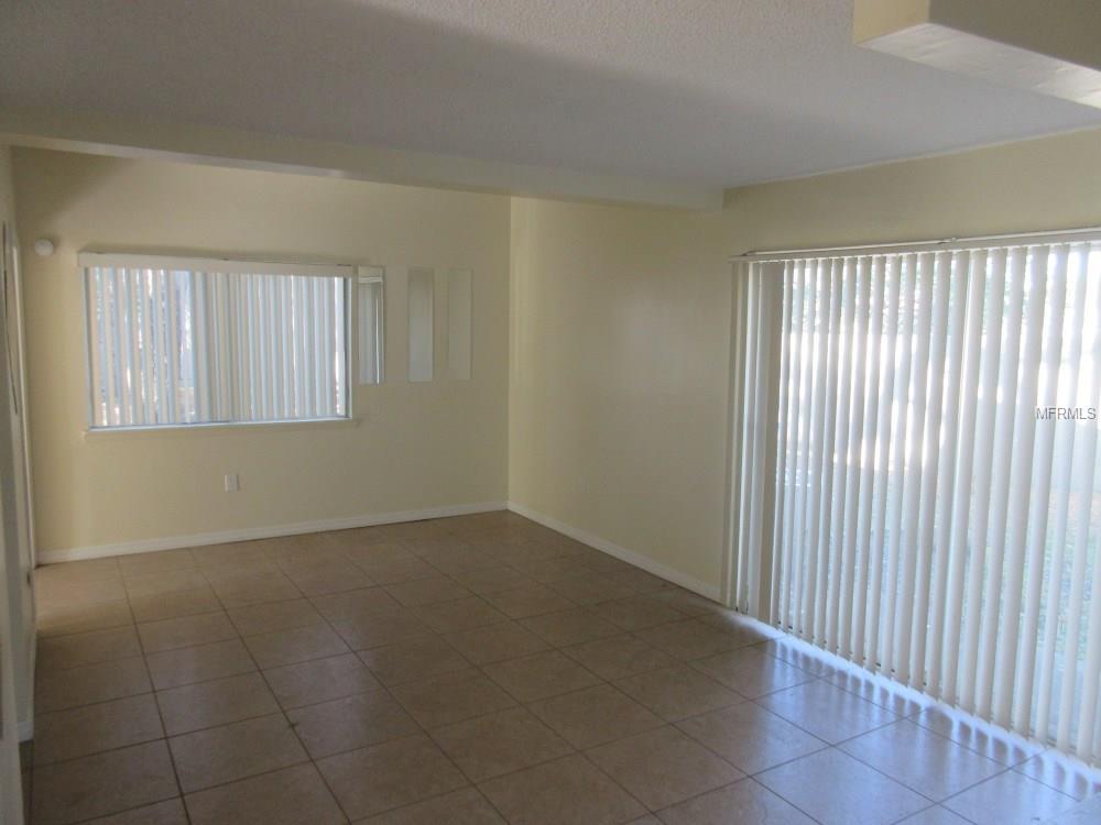 6345 NEWTOWN CIRCLE, TAMPA, Florida 33615, 3 Bedrooms Bedrooms, 6 Rooms Rooms,2 BathroomsBathrooms,Residential,For sale,NEWTOWN,O5554233