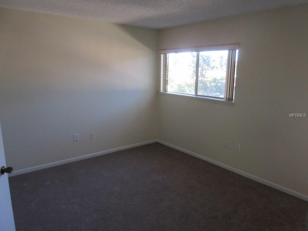 6345 NEWTOWN CIRCLE, TAMPA, Florida 33615, 3 Bedrooms Bedrooms, 6 Rooms Rooms,2 BathroomsBathrooms,Residential,For sale,NEWTOWN,O5554233