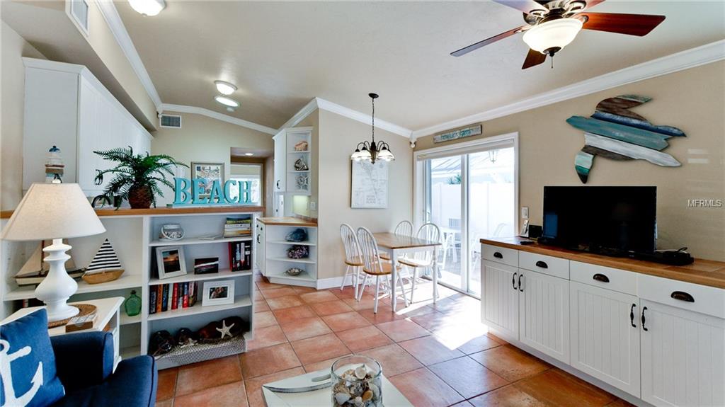 3211 GULF DRIVE, BRADENTON BEACH, Florida 34217, 1 Bedroom Bedrooms, 3 Rooms Rooms,1 BathroomBathrooms,Residential,For sale,GULF,A4206853