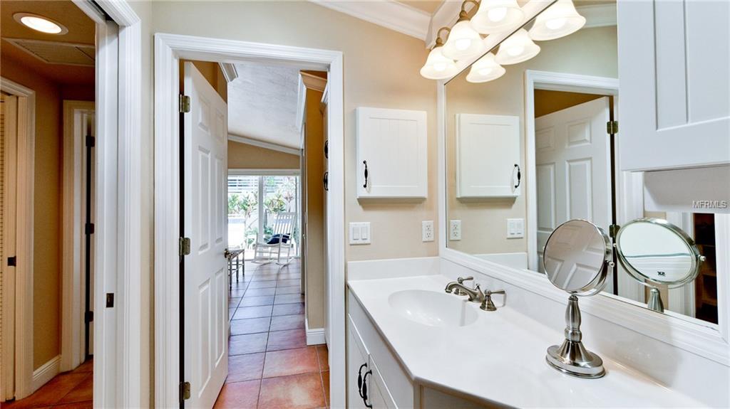 3211 GULF DRIVE, BRADENTON BEACH, Florida 34217, 1 Bedroom Bedrooms, 3 Rooms Rooms,1 BathroomBathrooms,Residential,For sale,GULF,A4206853