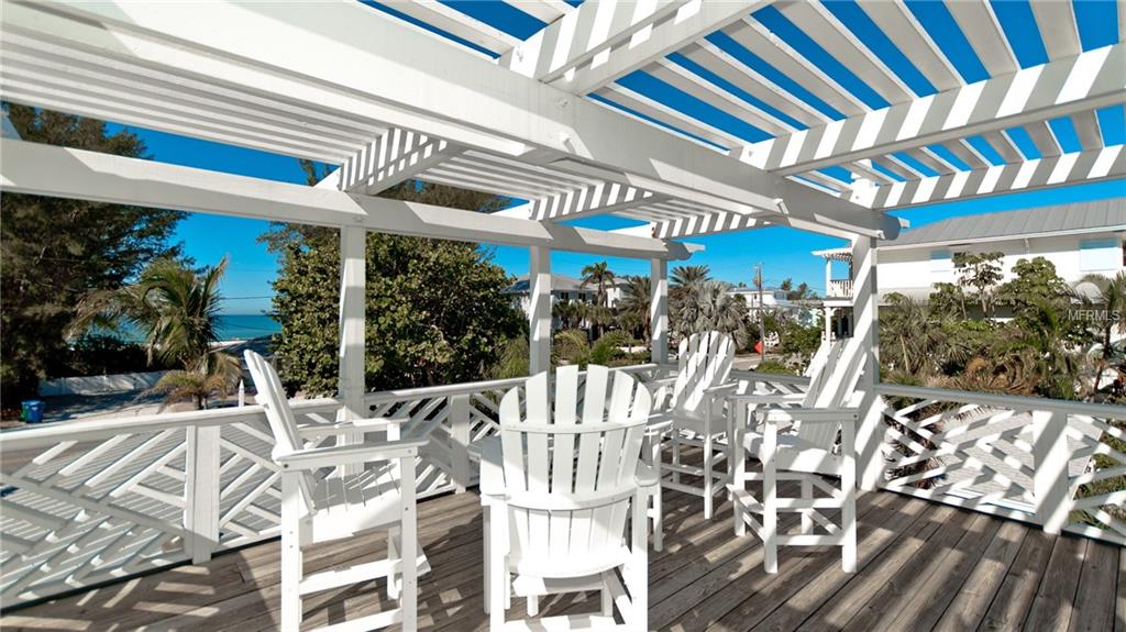 3211 GULF DRIVE, BRADENTON BEACH, Florida 34217, 1 Bedroom Bedrooms, 3 Rooms Rooms,1 BathroomBathrooms,Residential,For sale,GULF,A4206853