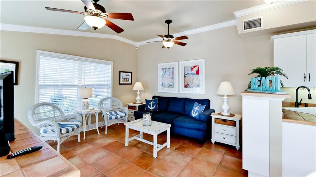 3211 GULF DRIVE, BRADENTON BEACH, Florida 34217, 1 Bedroom Bedrooms, 3 Rooms Rooms,1 BathroomBathrooms,Residential,For sale,GULF,A4206853