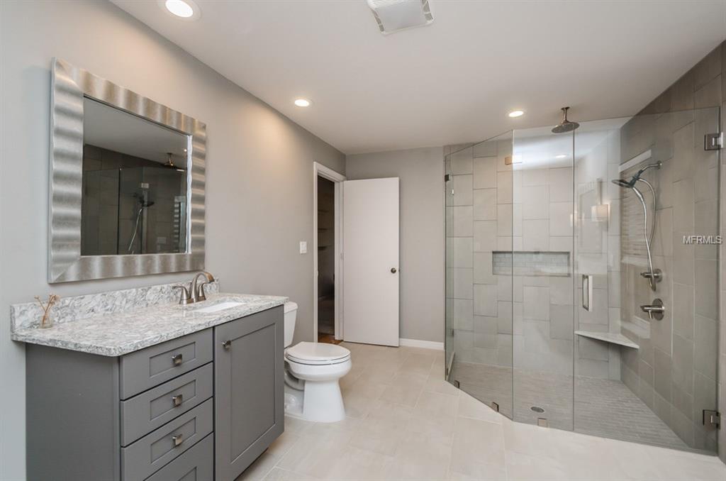 35 BAYWOOD COURT, PALM HARBOR, Florida 34683, 5 Bedrooms Bedrooms, 3 Rooms Rooms,3 BathroomsBathrooms,Residential,For sale,BAYWOOD,U7846247