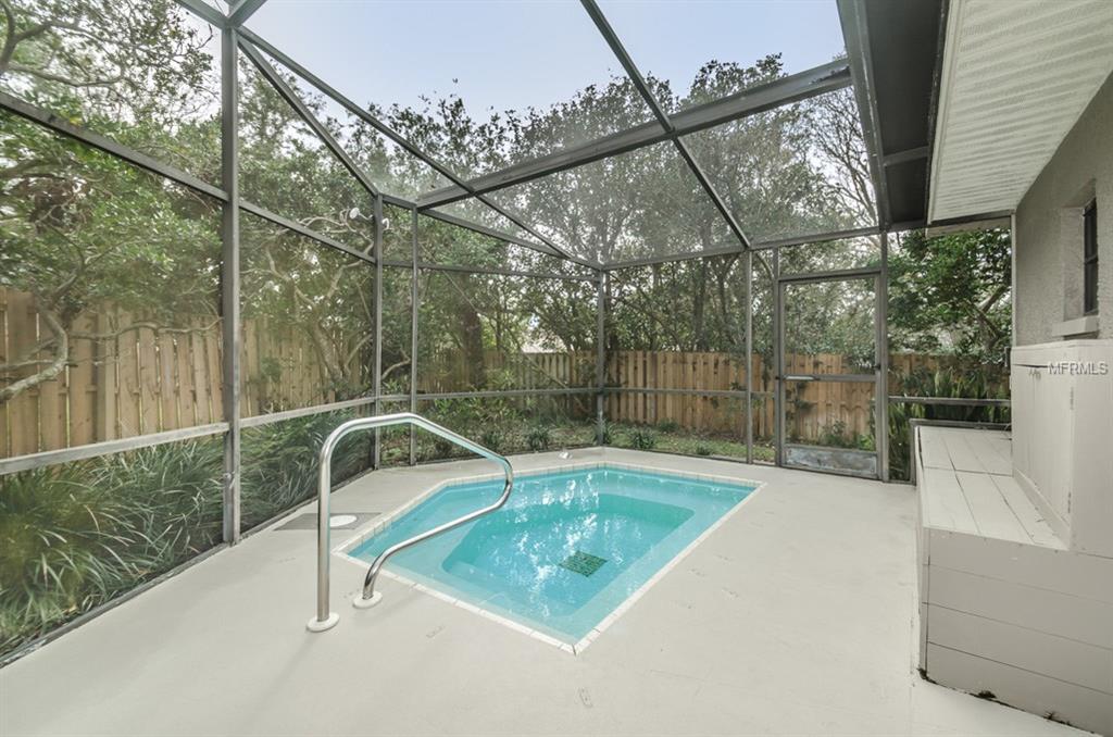 35 BAYWOOD COURT, PALM HARBOR, Florida 34683, 5 Bedrooms Bedrooms, 3 Rooms Rooms,3 BathroomsBathrooms,Residential,For sale,BAYWOOD,U7846247