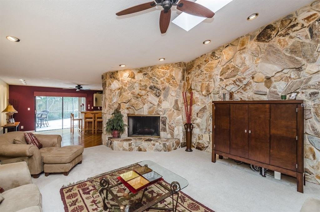 35 BAYWOOD COURT, PALM HARBOR, Florida 34683, 5 Bedrooms Bedrooms, 3 Rooms Rooms,3 BathroomsBathrooms,Residential,For sale,BAYWOOD,U7846247