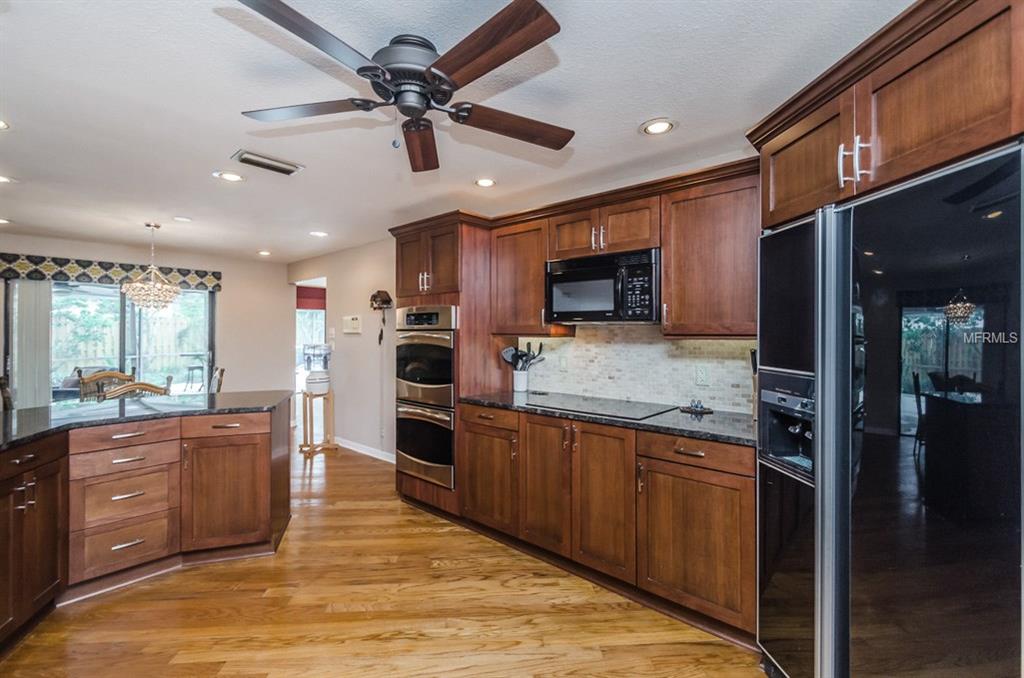 35 BAYWOOD COURT, PALM HARBOR, Florida 34683, 5 Bedrooms Bedrooms, 3 Rooms Rooms,3 BathroomsBathrooms,Residential,For sale,BAYWOOD,U7846247