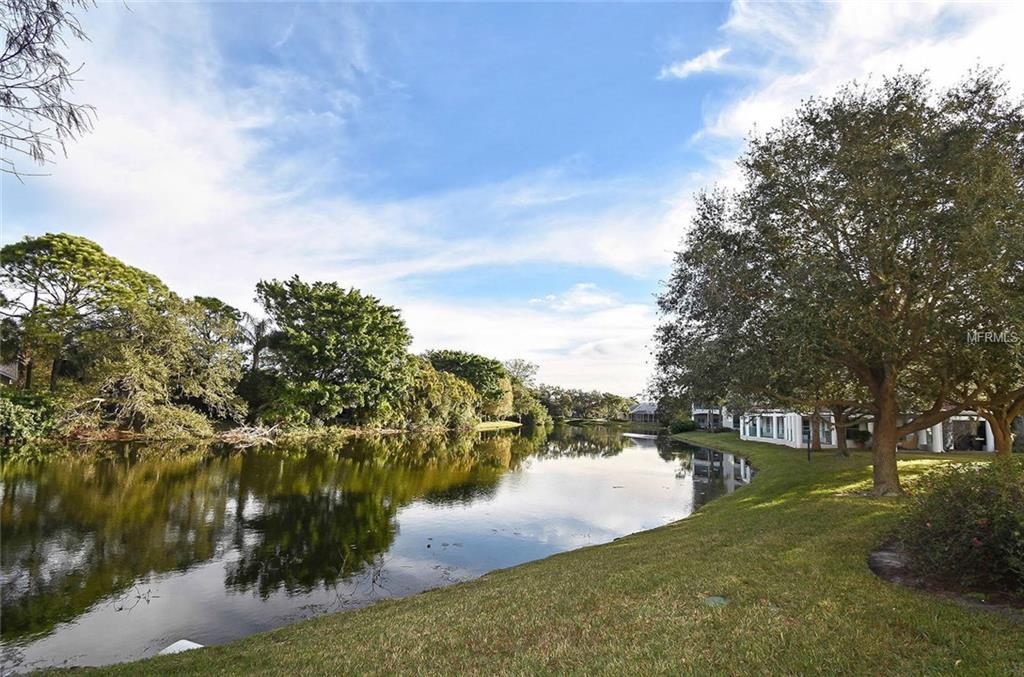 3731 SARASOTA SQUARE BOULEVARD, SARASOTA, Florida 34238, 1 Bedroom Bedrooms, 3 Rooms Rooms,2 BathroomsBathrooms,Residential,For sale,SARASOTA SQUARE,N5916255