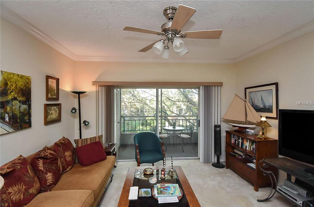 3731 SARASOTA SQUARE BOULEVARD, SARASOTA, Florida 34238, 1 Bedroom Bedrooms, 3 Rooms Rooms,2 BathroomsBathrooms,Residential,For sale,SARASOTA SQUARE,N5916255