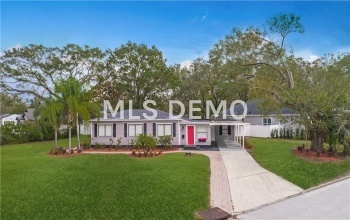 1145 UTAH BOULEVARD, ORLANDO, Florida 32803, 3 Bedrooms Bedrooms, 7 Rooms Rooms,1 BathroomBathrooms,Residential,For sale,UTAH,O5560991