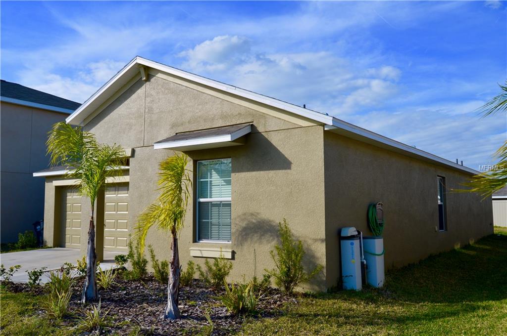 1516 CLIMBING DAYFLOWER DRIVE, RUSKIN, Florida 33570, 3 Bedrooms Bedrooms, 6 Rooms Rooms,2 BathroomsBathrooms,Residential,For sale,CLIMBING DAYFLOWER,T2928239