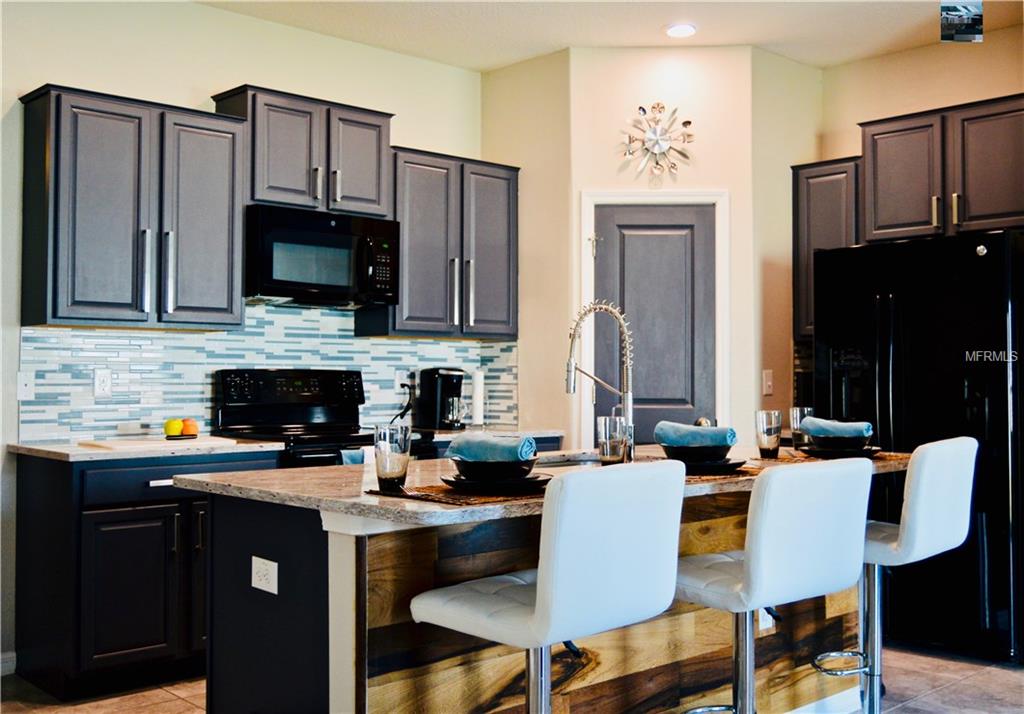 1516 CLIMBING DAYFLOWER DRIVE, RUSKIN, Florida 33570, 3 Bedrooms Bedrooms, 6 Rooms Rooms,2 BathroomsBathrooms,Residential,For sale,CLIMBING DAYFLOWER,T2928239