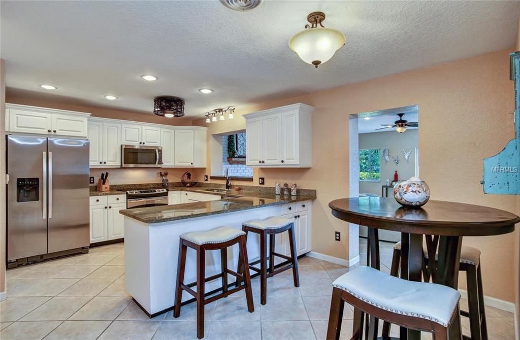 515 CRYSTAL DRIVE, MADEIRA BEACH, Florida 33708, 4 Bedrooms Bedrooms, 8 Rooms Rooms,3 BathroomsBathrooms,Residential,For sale,CRYSTAL,U7847486