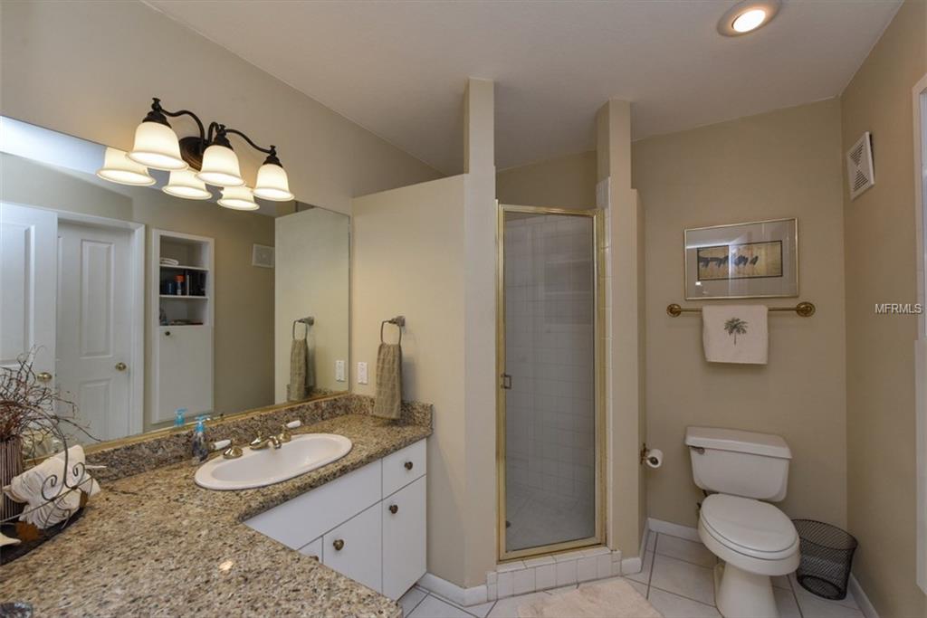 1232 OYSTER COVE DRIVE, SARASOTA, Florida 34242, 4 Bedrooms Bedrooms, 10 Rooms Rooms,4 BathroomsBathrooms,Residential,For sale,OYSTER COVE,A4190489