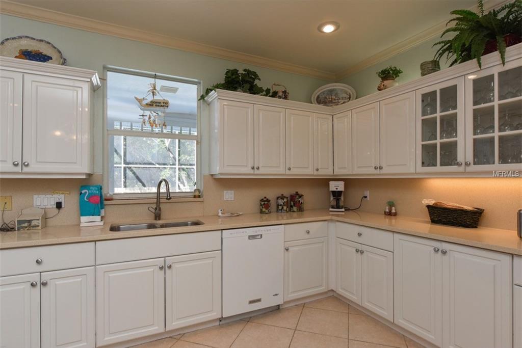 1232 OYSTER COVE DRIVE, SARASOTA, Florida 34242, 4 Bedrooms Bedrooms, 10 Rooms Rooms,4 BathroomsBathrooms,Residential,For sale,OYSTER COVE,A4190489