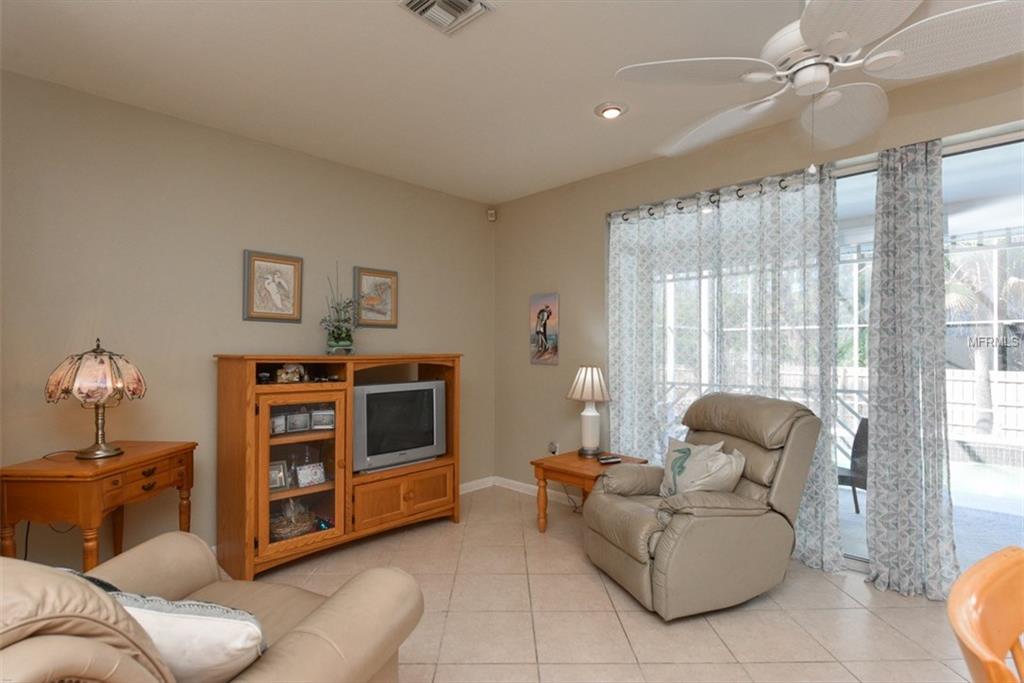1232 OYSTER COVE DRIVE, SARASOTA, Florida 34242, 4 Bedrooms Bedrooms, 10 Rooms Rooms,4 BathroomsBathrooms,Residential,For sale,OYSTER COVE,A4190489