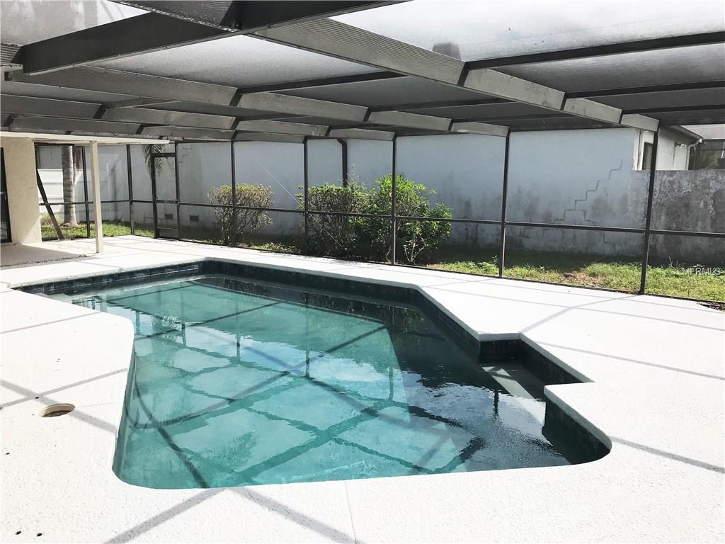 13606 CLUBSIDE DRIVE, TAMPA, Florida 33624, 3 Bedrooms Bedrooms, 3 Rooms Rooms,2 BathroomsBathrooms,Residential,For sale,CLUBSIDE,T2906492