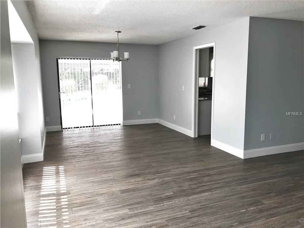 13606 CLUBSIDE DRIVE, TAMPA, Florida 33624, 3 Bedrooms Bedrooms, 3 Rooms Rooms,2 BathroomsBathrooms,Residential,For sale,CLUBSIDE,T2906492