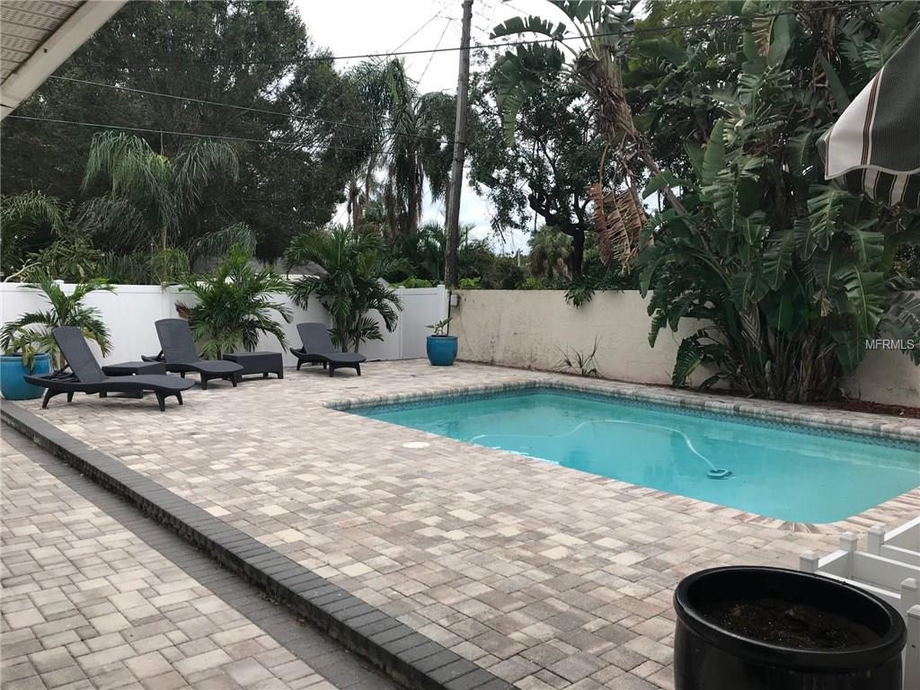 6238 14TH AVENUE S, GULFPORT, Florida 33707, 4 Bedrooms Bedrooms, 3 Rooms Rooms,3 BathroomsBathrooms,Residential,For sale,14TH,U7839626