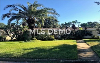 6238 14TH AVENUE S, GULFPORT, Florida 33707, 4 Bedrooms Bedrooms, 3 Rooms Rooms,3 BathroomsBathrooms,Residential,For sale,14TH,U7839626