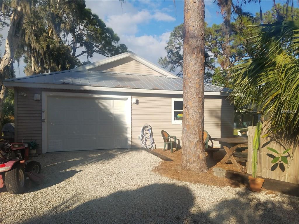 70 N ELM STREET, ENGLEWOOD, Florida 34223, 3 Bedrooms Bedrooms, 5 Rooms Rooms,2 BathroomsBathrooms,Residential,For sale,ELM,D5921921