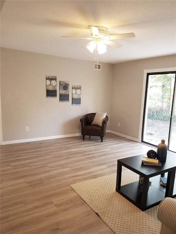 613 7TH STREET SE, LARGO, Florida 33771, 5 Bedrooms Bedrooms, 3 Rooms Rooms,2 BathroomsBathrooms,Residential,For sale,7TH,U7842824