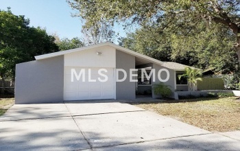 613 7TH STREET SE, LARGO, Florida 33771, 5 Bedrooms Bedrooms, 3 Rooms Rooms,2 BathroomsBathrooms,Residential,For sale,7TH,U7842824