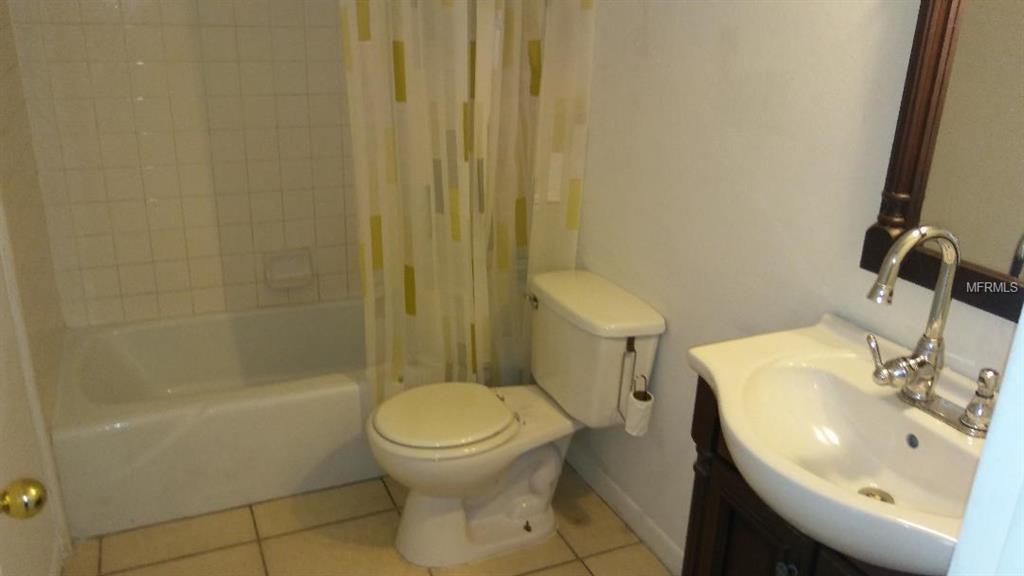 1550 11TH STREET NE, WINTER HAVEN, Florida 33881, 2 Bedrooms Bedrooms, 5 Rooms Rooms,2 BathroomsBathrooms,Residential,For sale,11TH,P4718643