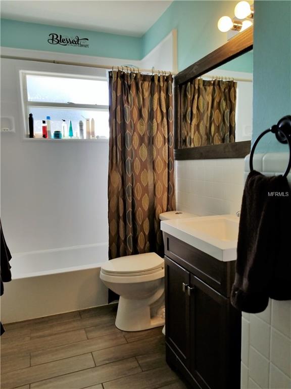 3205 13TH AVENUE W, BRADENTON, Florida 34205, 3 Bedrooms Bedrooms, 7 Rooms Rooms,2 BathroomsBathrooms,Residential,For sale,13TH,A4207468