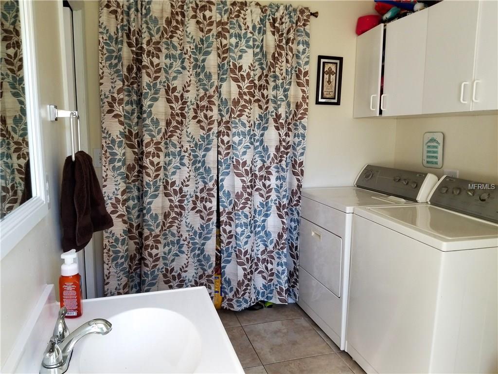 3205 13TH AVENUE W, BRADENTON, Florida 34205, 3 Bedrooms Bedrooms, 7 Rooms Rooms,2 BathroomsBathrooms,Residential,For sale,13TH,A4207468