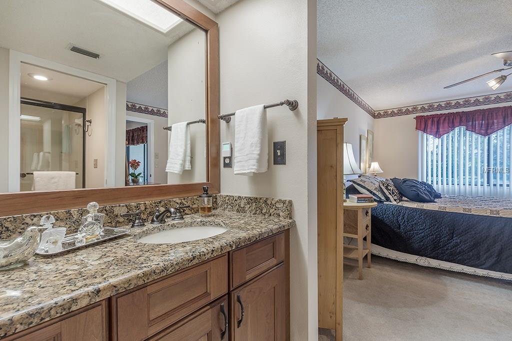 3153 LANDMARK DRIVE, CLEARWATER, Florida 33761, 2 Bedrooms Bedrooms, 4 Rooms Rooms,2 BathroomsBathrooms,Residential,For sale,LANDMARK,T2926828